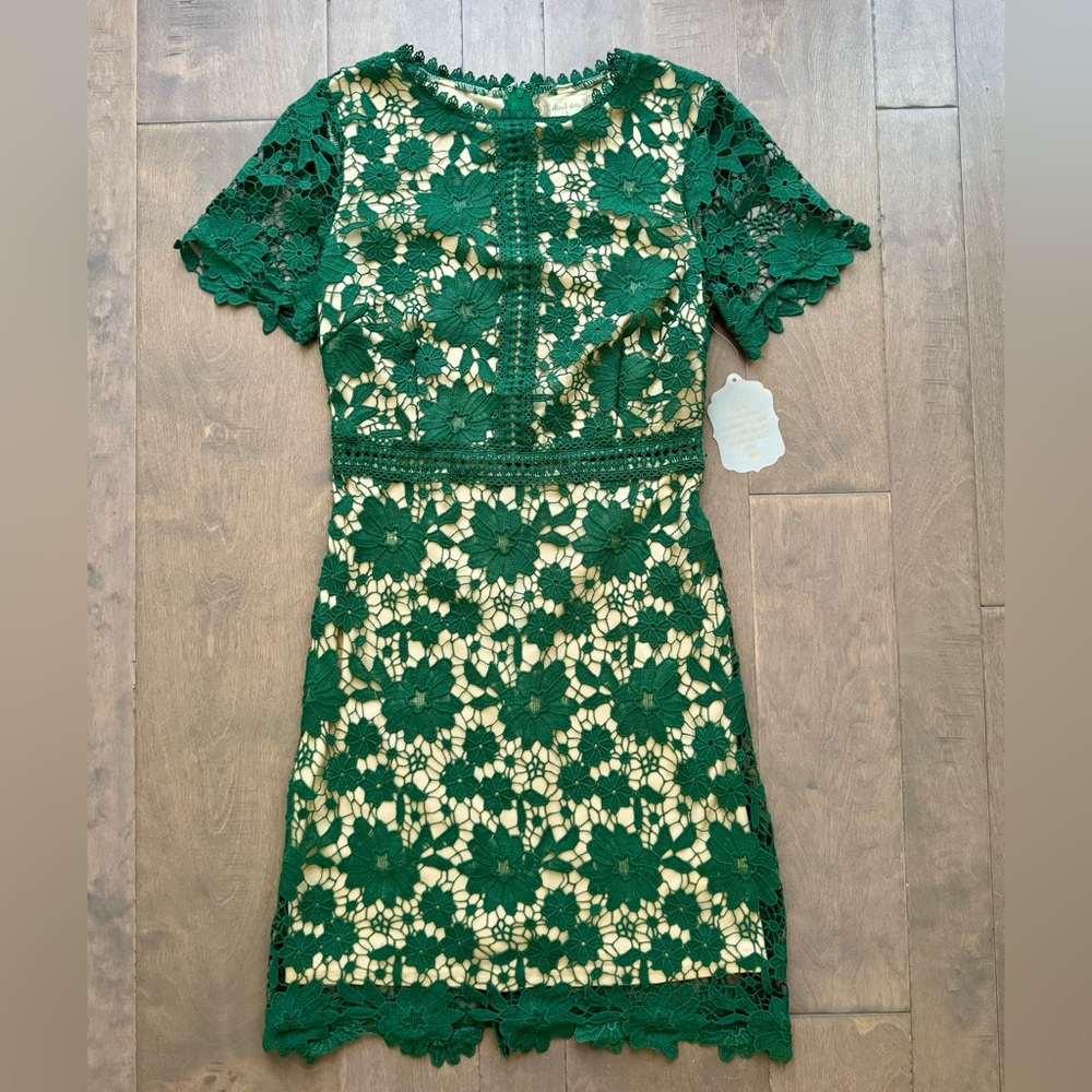 NWT Altar'd State Hunter Green Crochet Lace Floral Short Sleeve Mini Dress